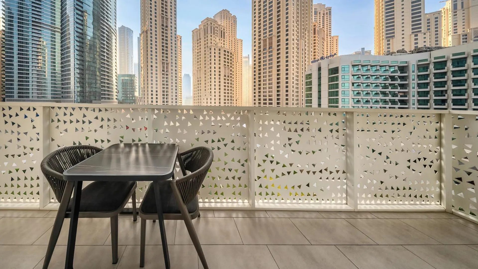 Lovely Apartment In La Vie Dubai